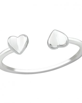 Anillo de plata con corazón
